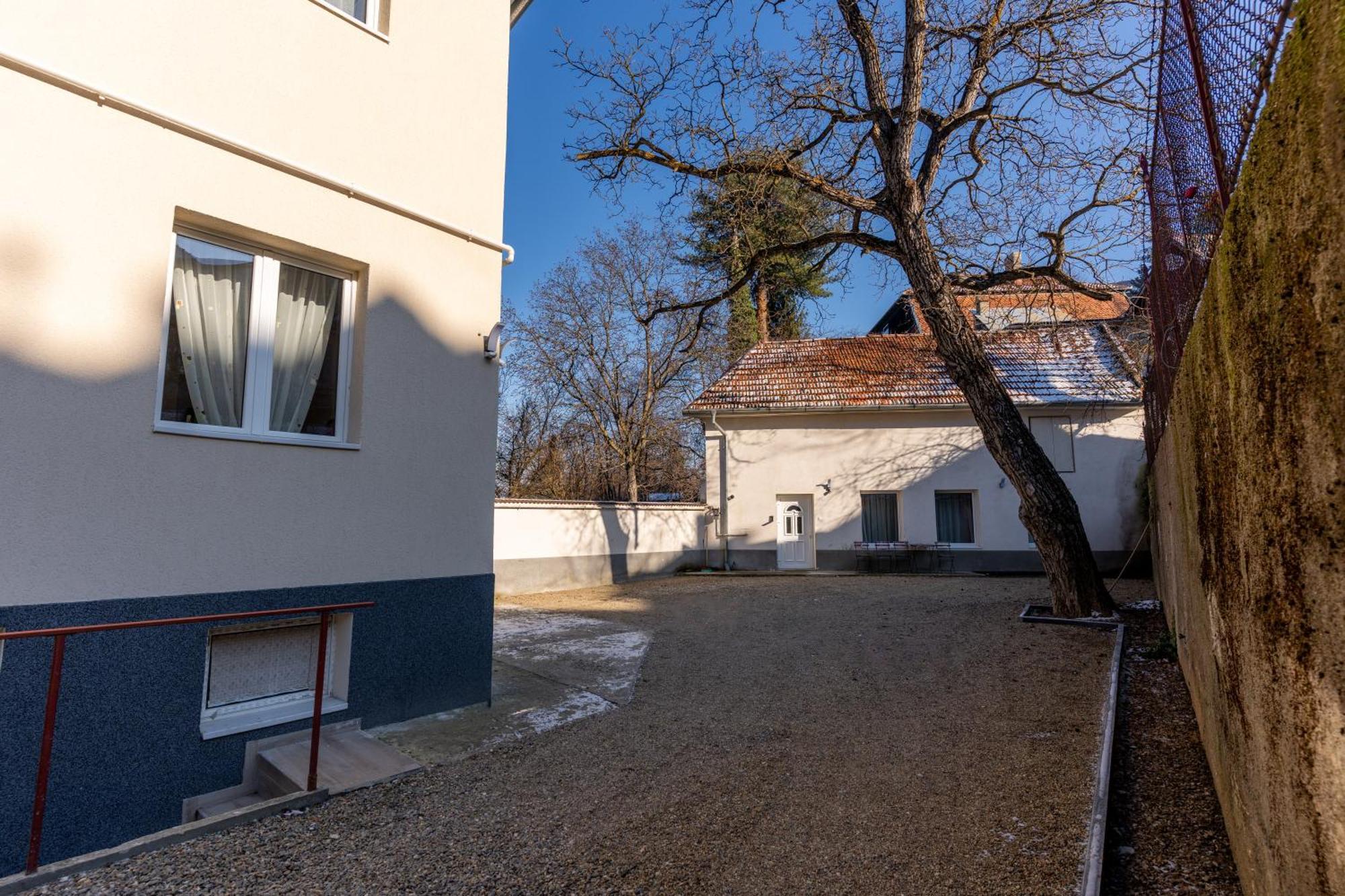 Crisan Residence - Vila Crisan Brassó Kültér fotó