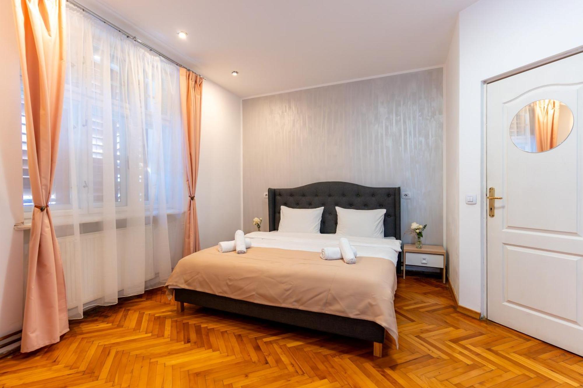 Crisan Residence - Vila Crisan Brassó Kültér fotó