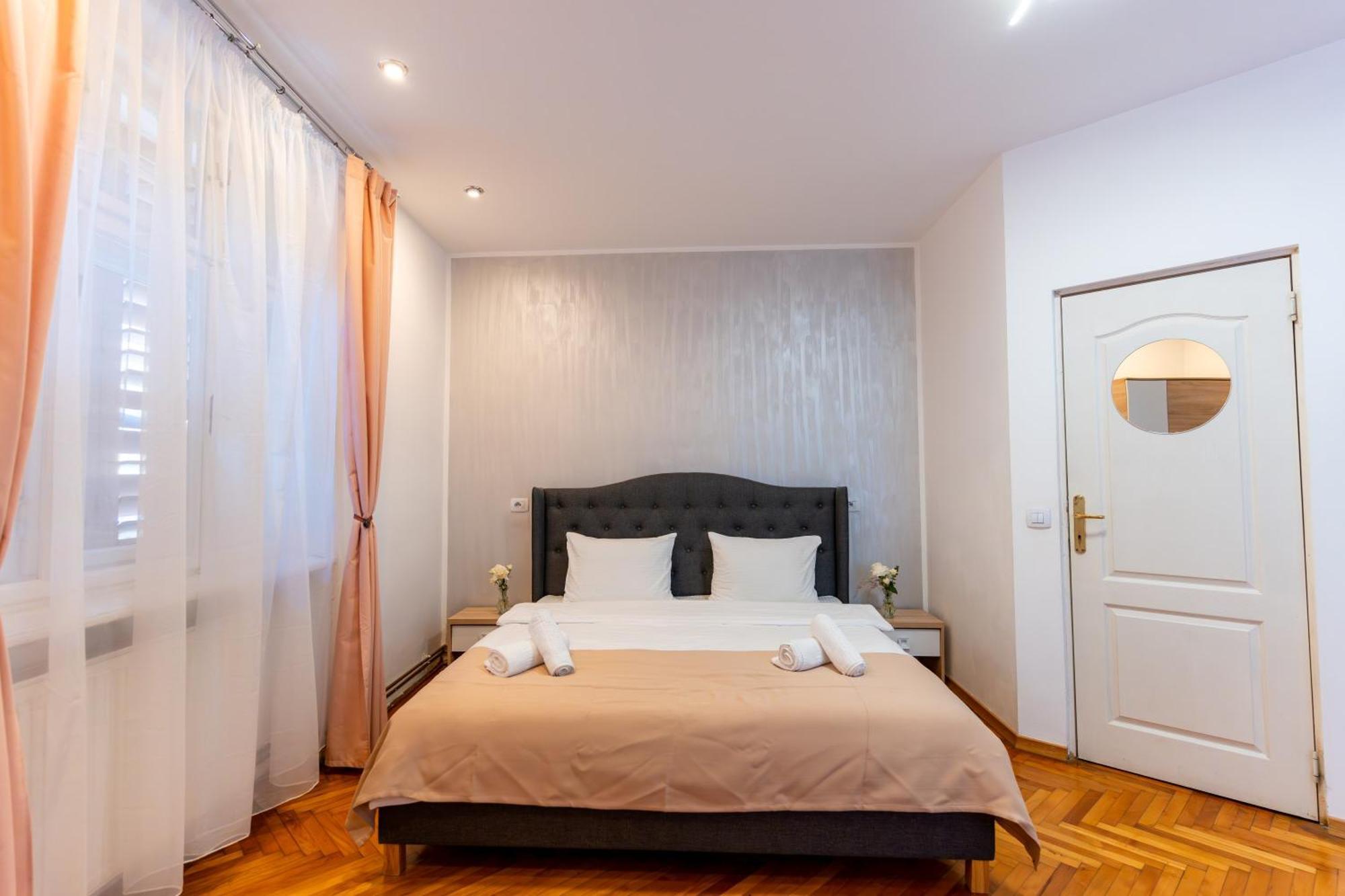 Crisan Residence - Vila Crisan Brassó Kültér fotó